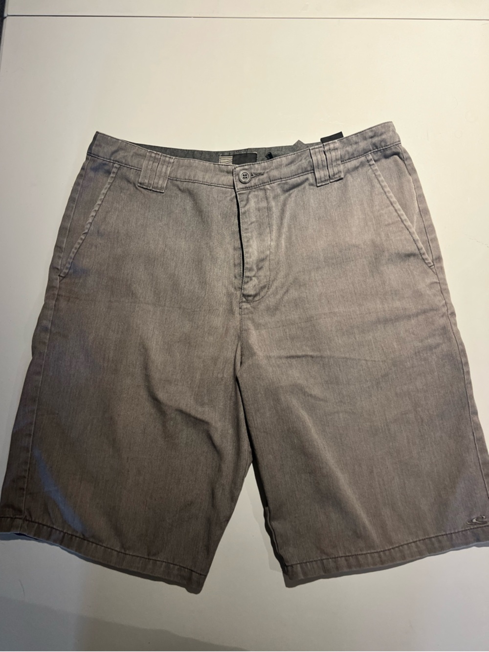 O'Neill Men's Gray 32 inch shorts